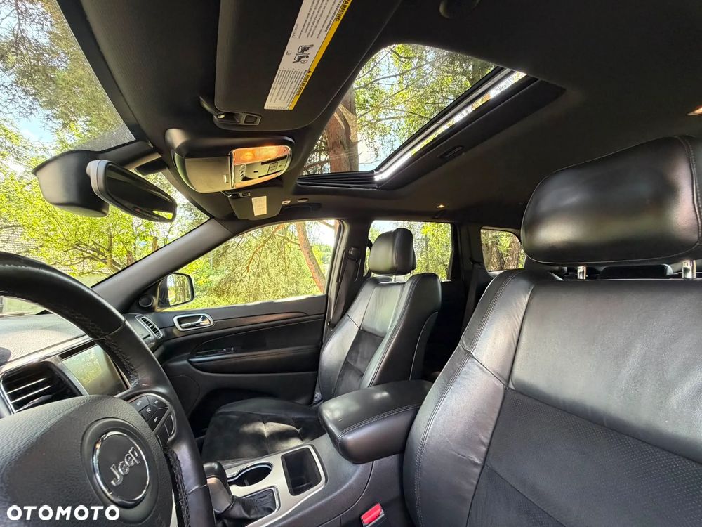 Jeep Grand Cherokee - 18