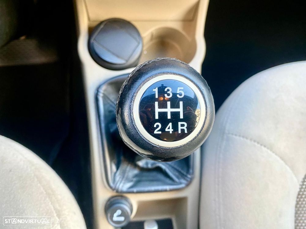 Fiat Linea 1.3 M-Jet Emotion - 12