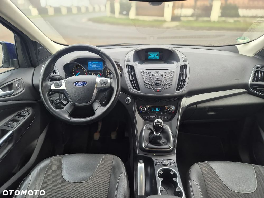 Ford Kuga 1.6 EcoBoost 2x4 Titanium - 13