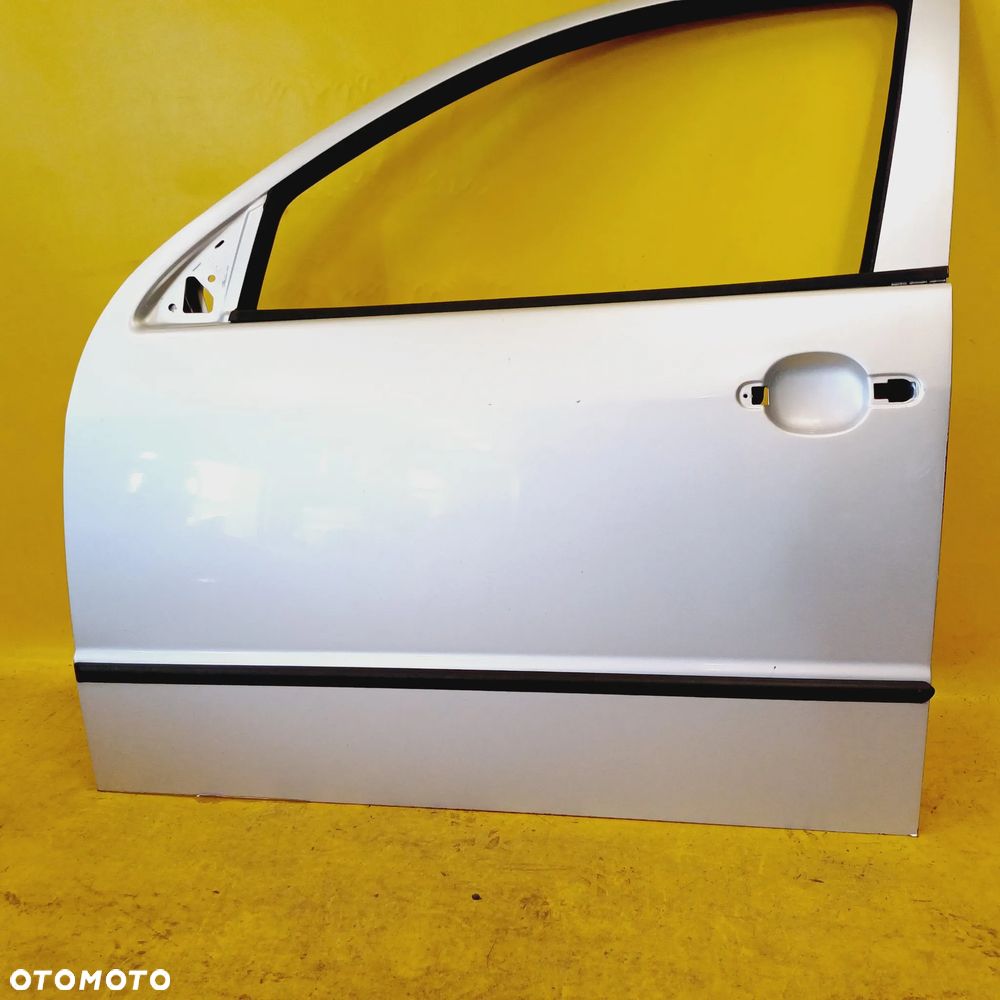 DRZWI LEWY PRZÓD LEWE PRZEDNIE SKODA FABIA MK1 I 5D HB LAK.  9102 NR1989 - 3