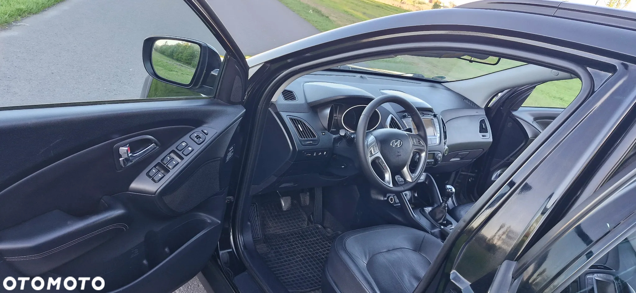 Hyundai ix35 2.0 CRDi 4WD Premium - 12