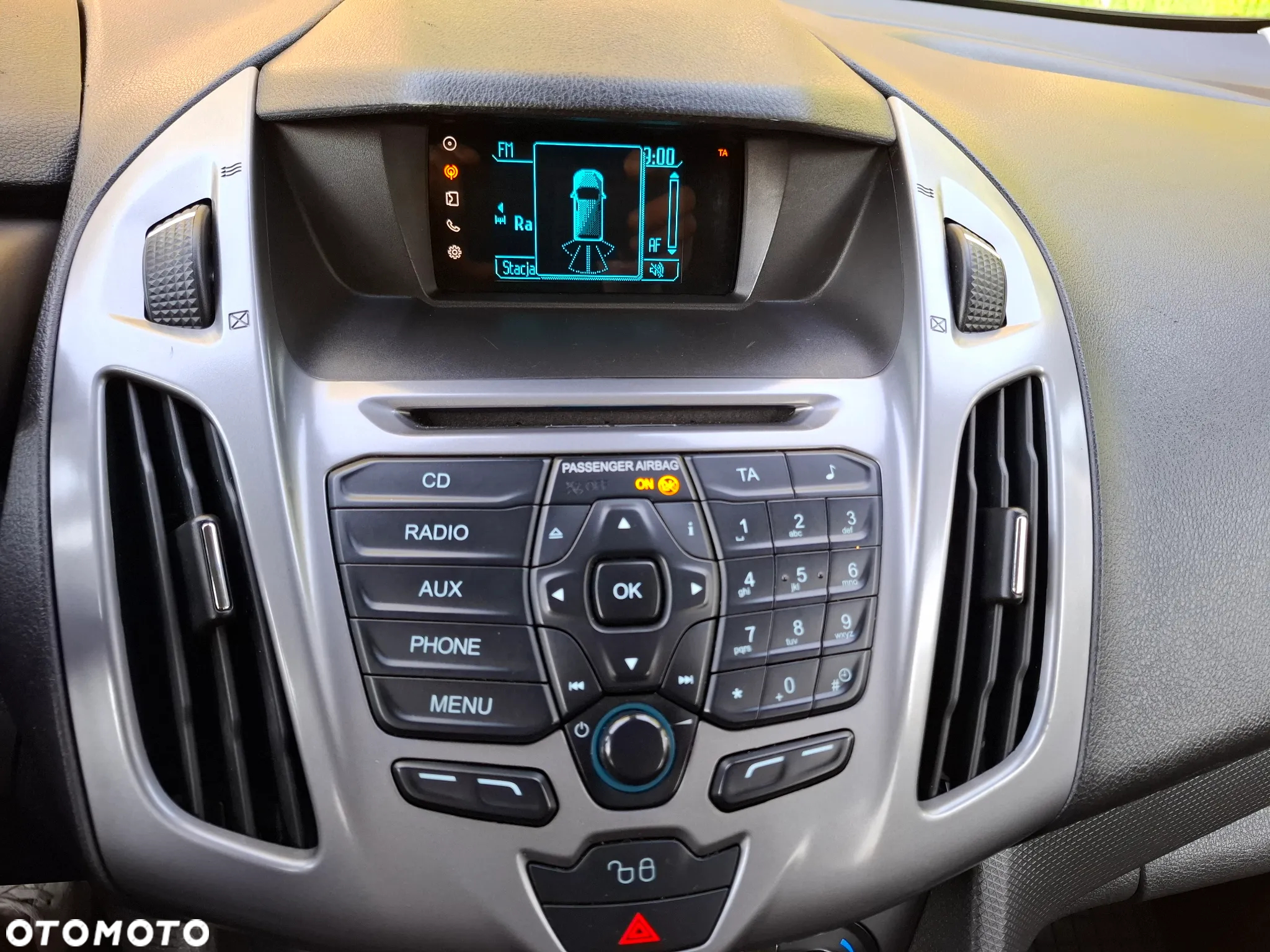 Ford Tourneo Connect Grand 1.6 TDCi Ambiente - 26