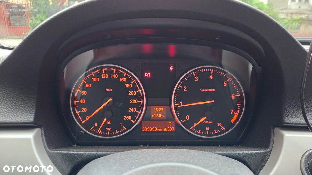 BMW Seria 3 320i Edition Sport - 8