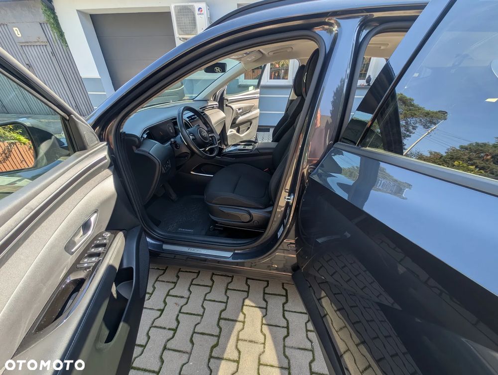 Hyundai Tucson 1.6 T-GDi HEV Executive 2WD - 9