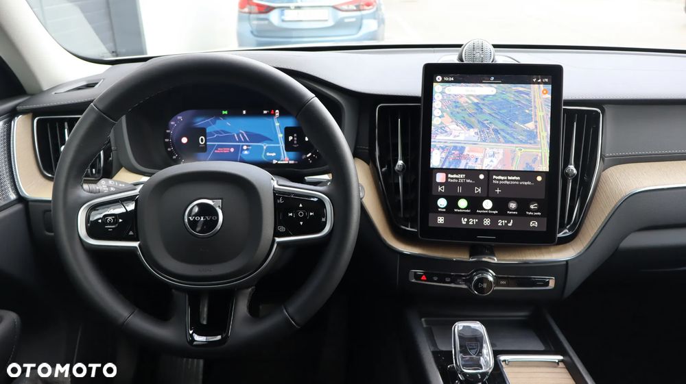Volvo XC 60 B5 B AWD Ultra Dark - 12