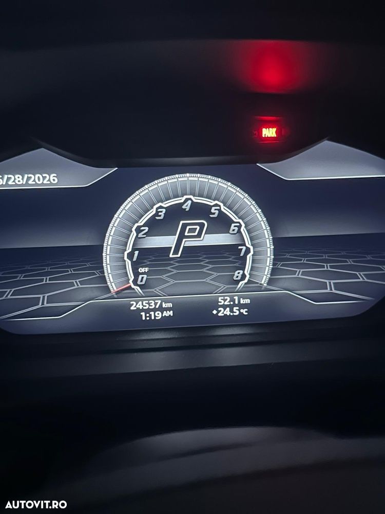 Lamborghini URUS Standard - 3