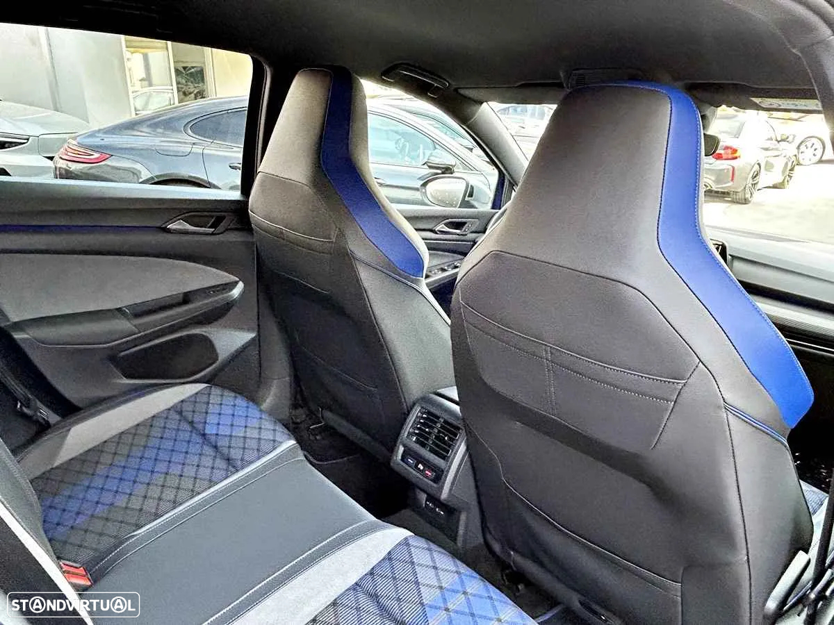 VW Golf 2.0 TSI R DSG - 34