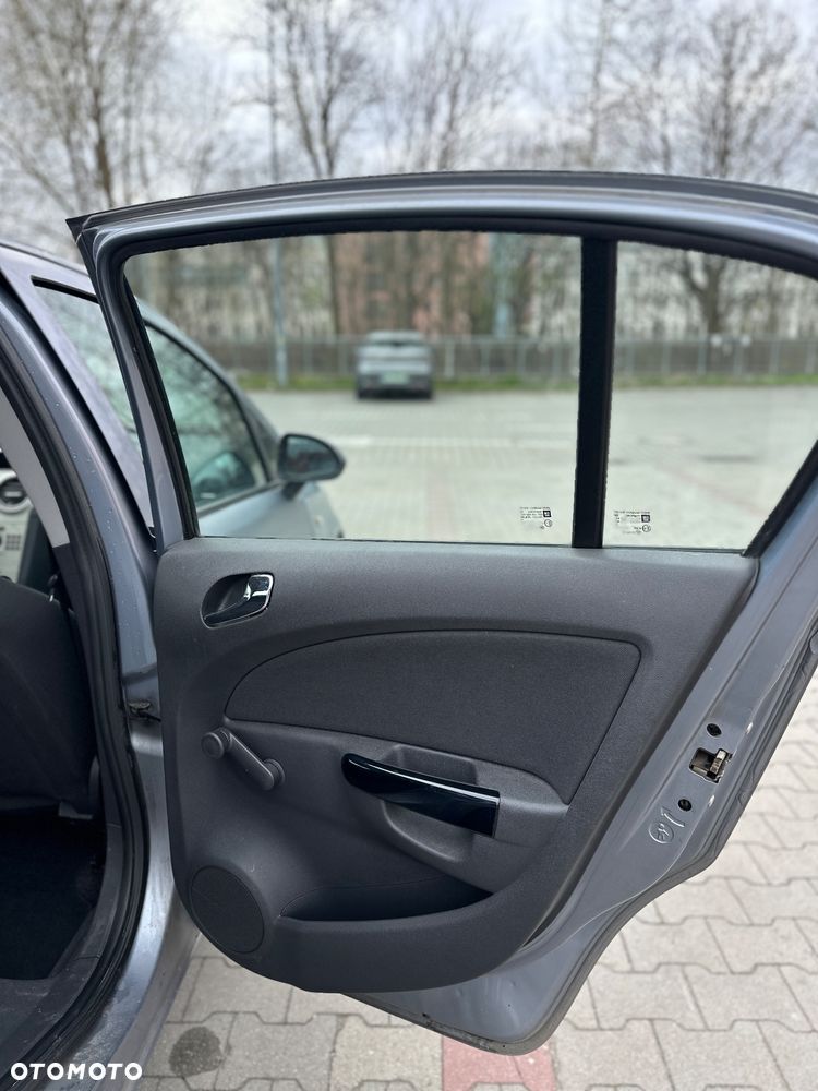 Opel Corsa 1.2 16V Enjoy - 15