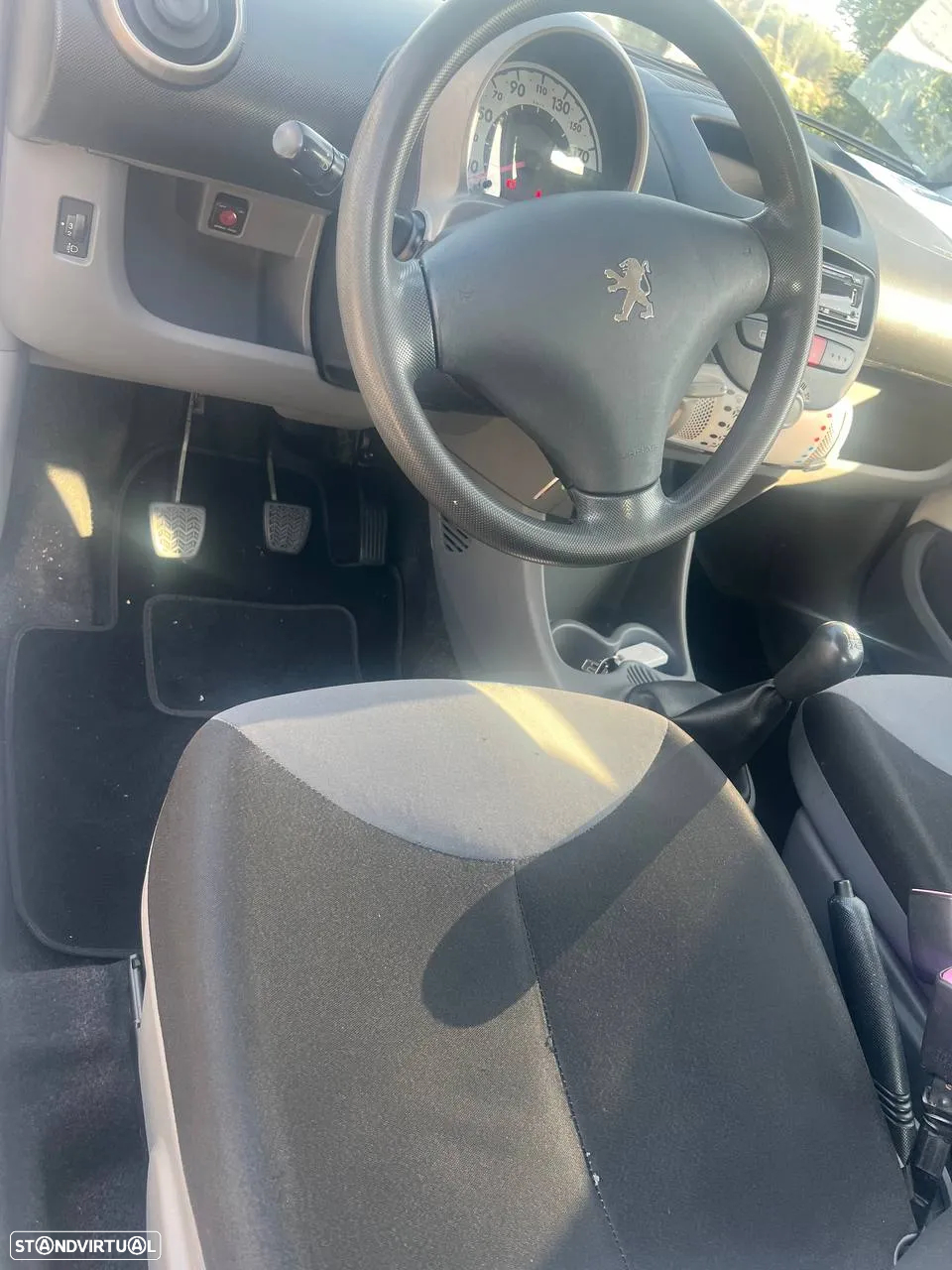 Peugeot 107 1.0 Trendy - 9