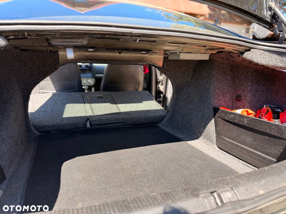 Volkswagen Jetta 2.0 Turbo FSI DSG Sportline - 18