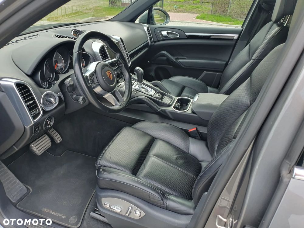 Porsche Cayenne S Tiptronic S - 27