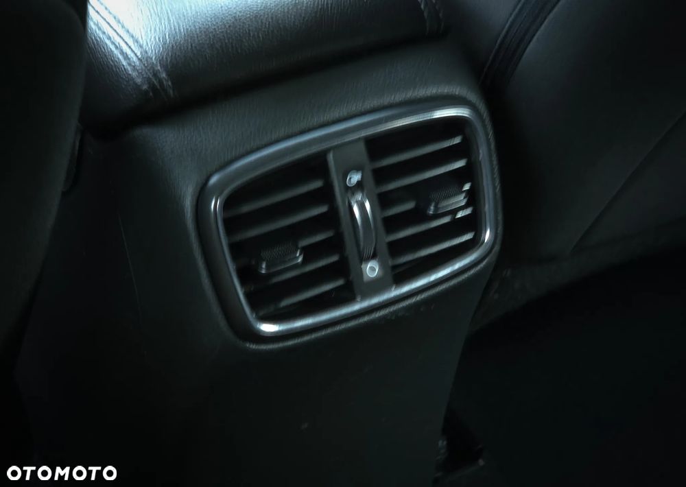 Hyundai i30 1.0 T-GDI GO Plus - 22