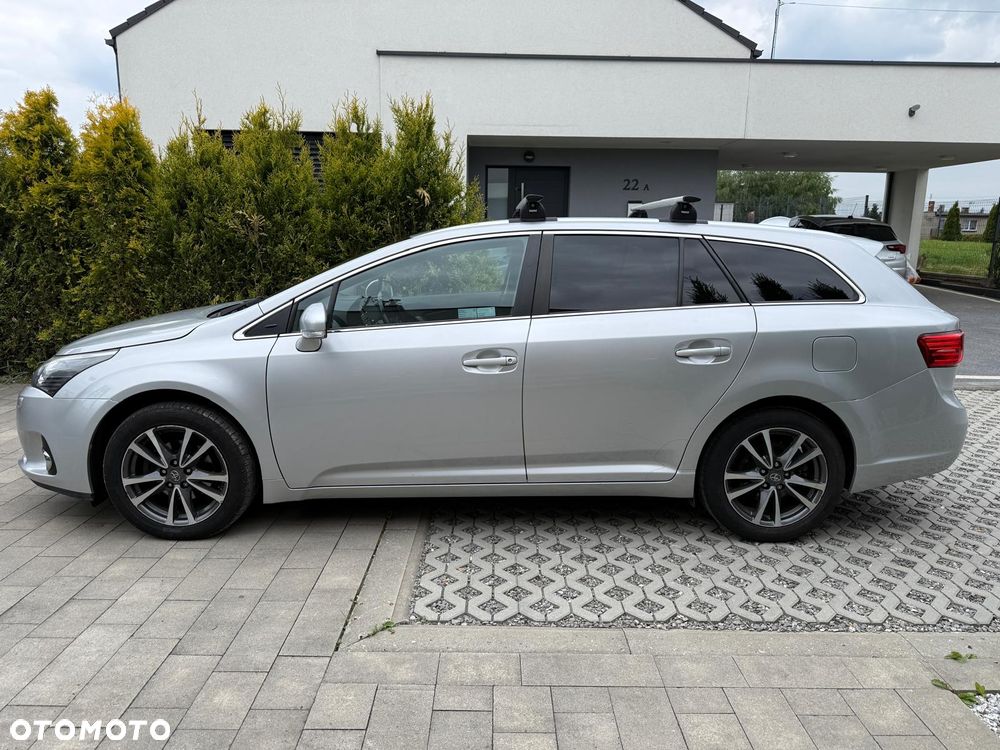 Toyota Avensis 2.0 Premium MS - 7