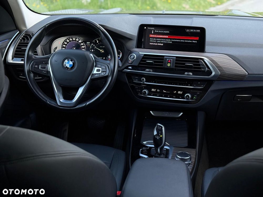 BMW X3 xDrive20i Advantage sport - 25