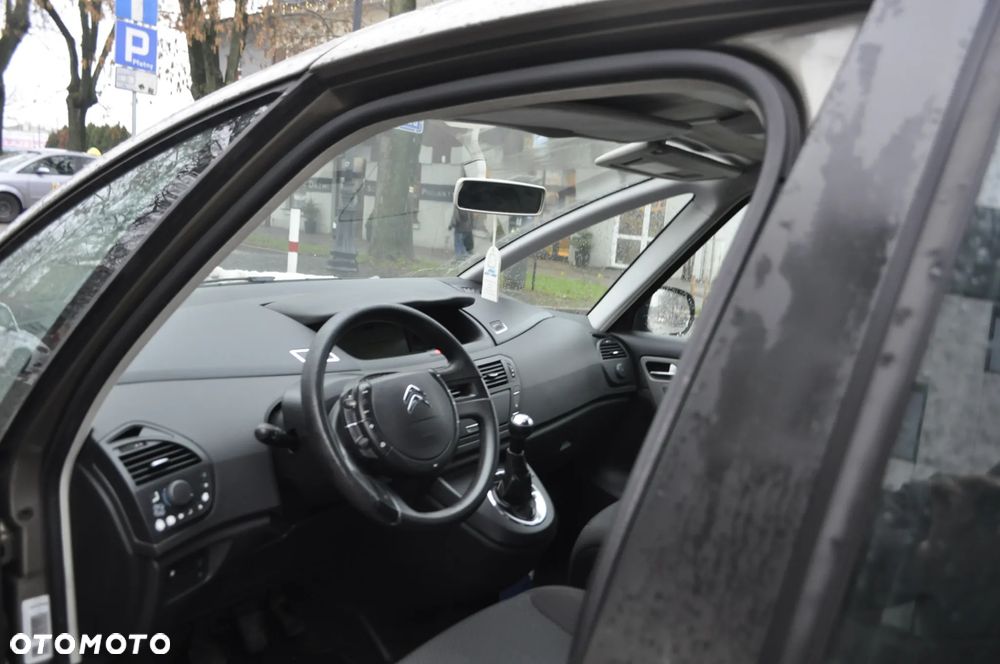 Citroën C4 Picasso - 11