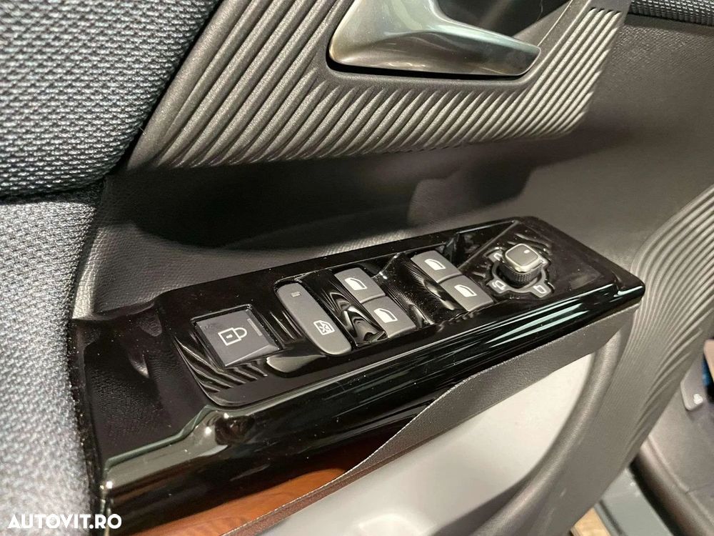 Citroën C5 Aircross 1.2 MHEV 145 eDCT6 MAX - 18