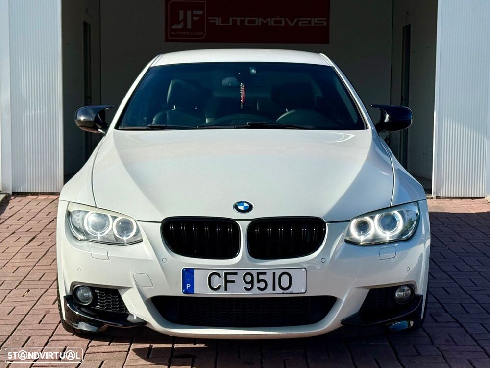 BMW 320 d xDrive Coupe Edição M - 3
