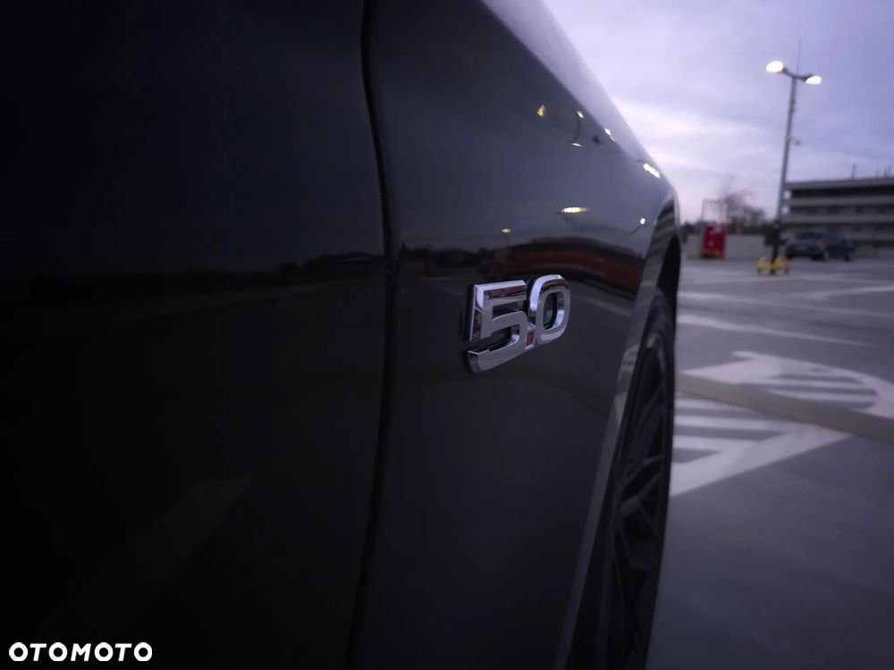 Ford Mustang - 7