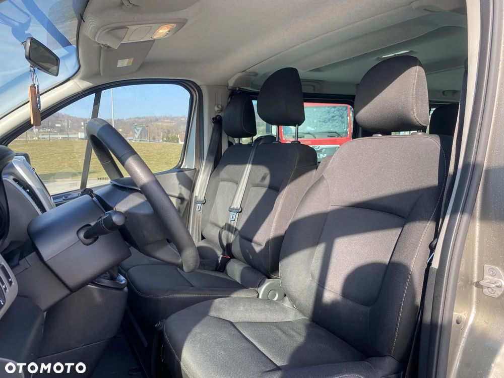 Renault Trafic Grand SpaceClass 1.6 dCi - 11