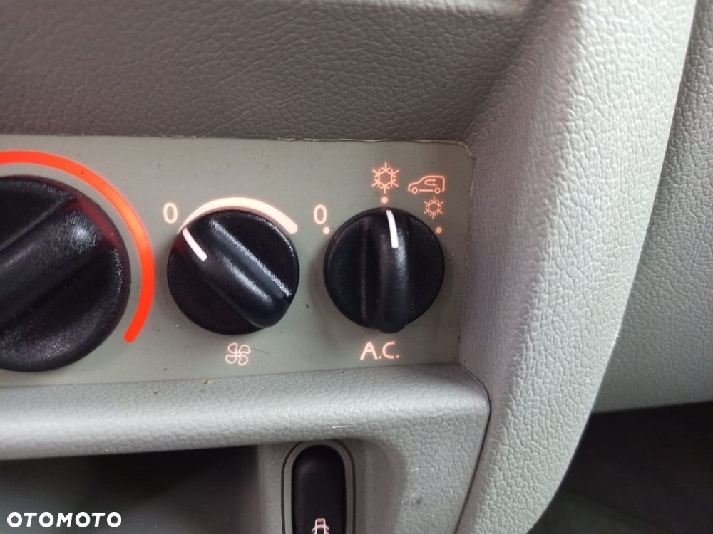 Renault Kangoo 1.6 16V Edition - 21