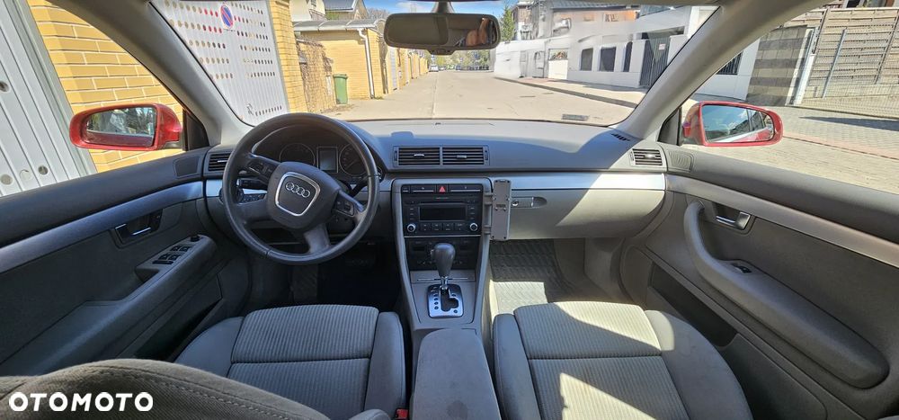 Audi A4 Avant 2.0 TDI Multitronic - 6