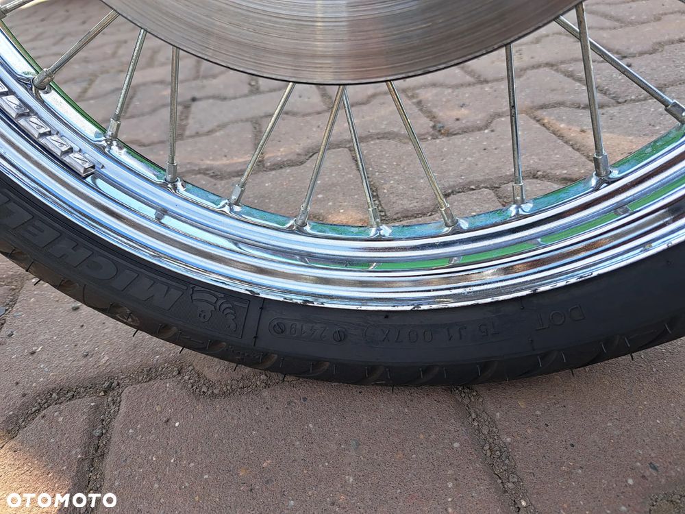 Suzuki Intruder - 18