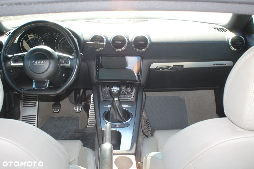 Audi TT Coupé - 15