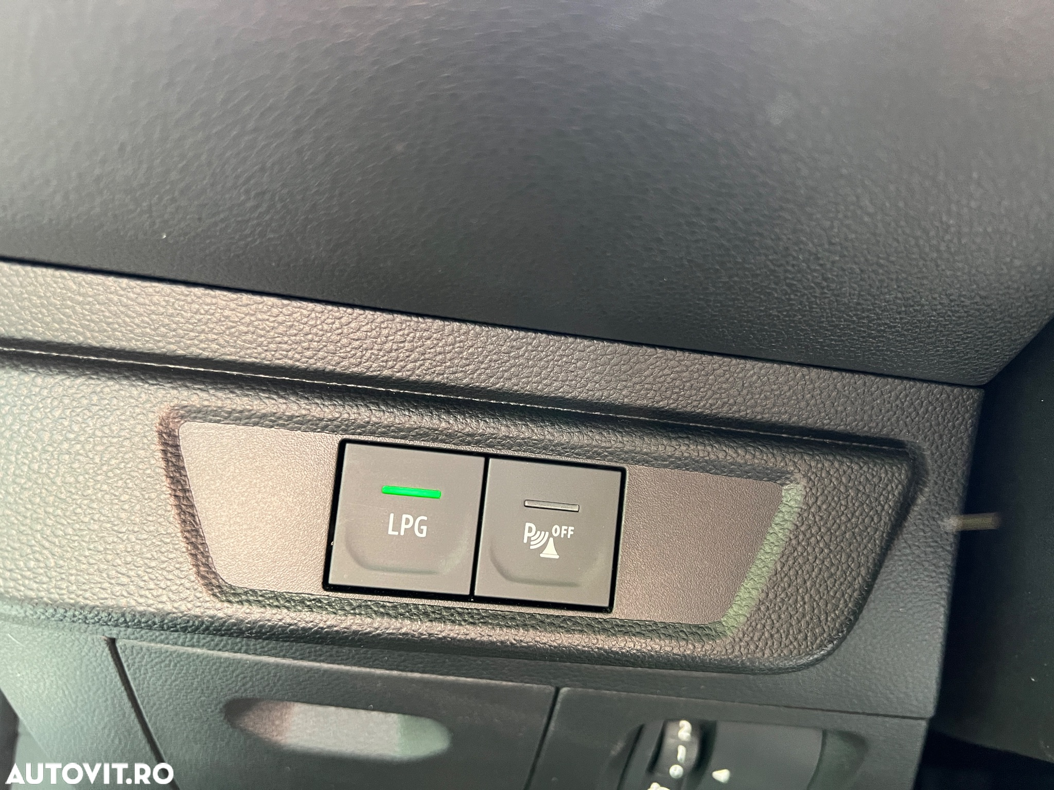 Dacia Logan ECO-G 100 MT5 Comfort - 12