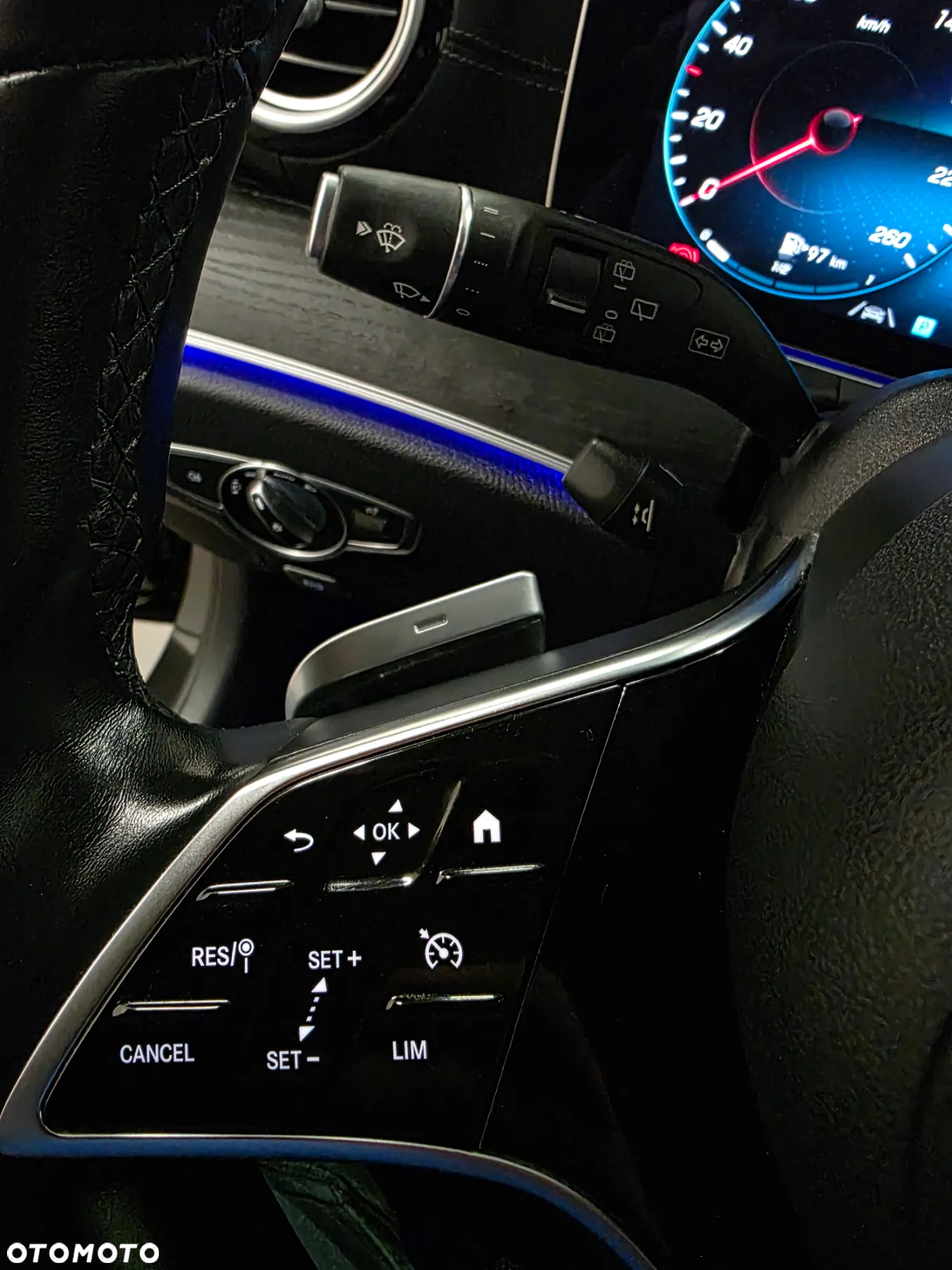 Mercedes-Benz Klasa E 300 de 9G-TRONIC Exclusive - 24