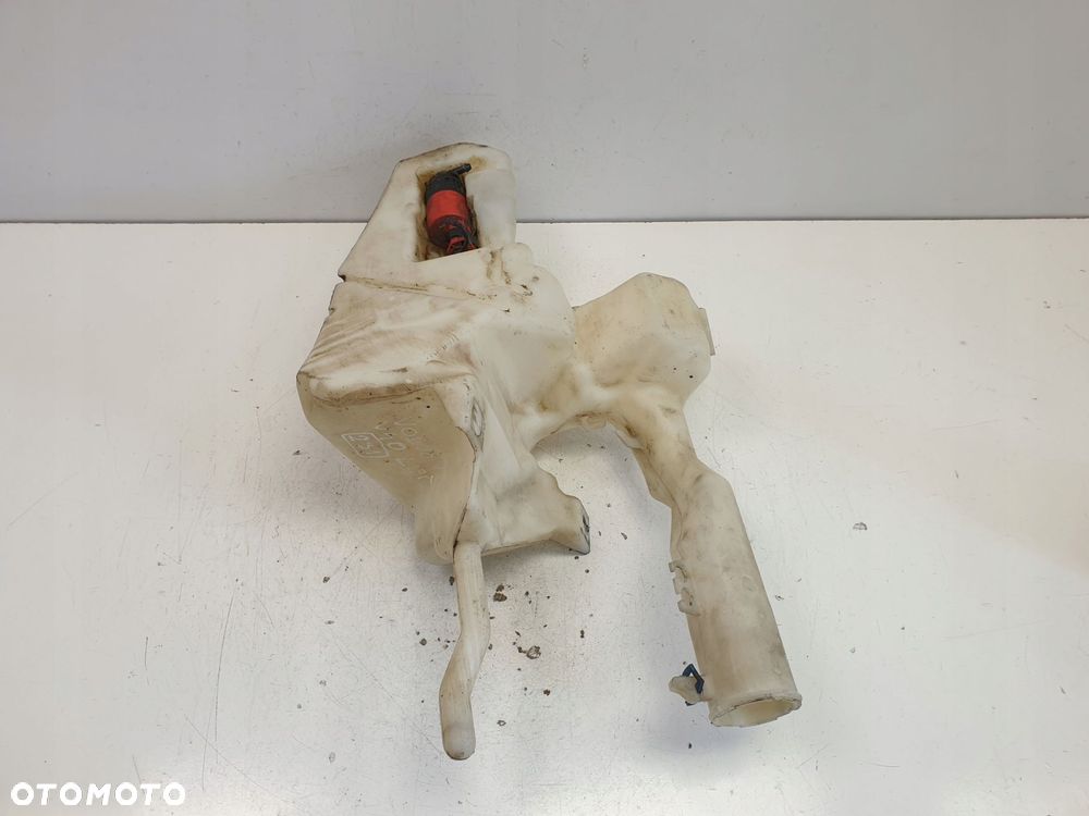 Volvo V40 ZBIORNICZEK PŁYNU DO SPRYSKIWACZY - 2