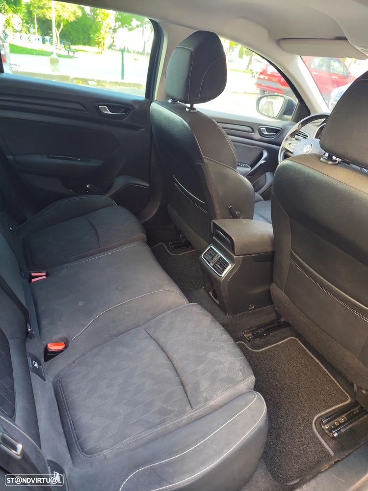 Renault Mégane Sport Tourer 1.5 dCi Limited - 24