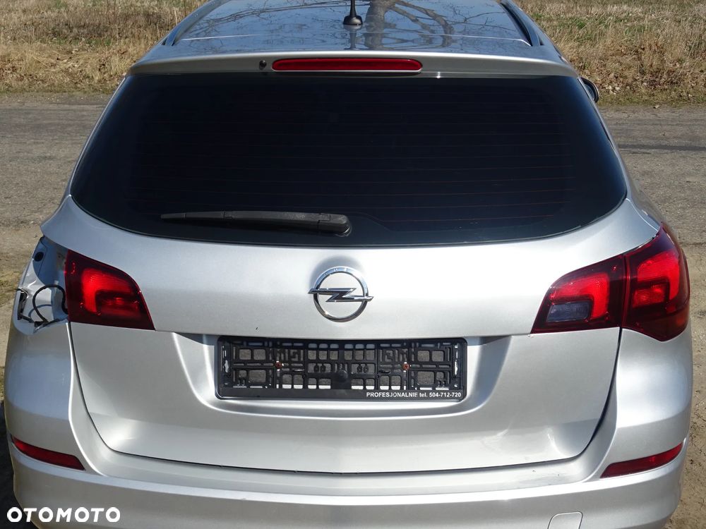 OPEL ASTRA J KOMBI KLAPA TYŁ TYLNA POKRYWA BAGAŻNIKA Z 176