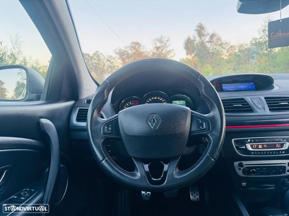 Renault Mégane Coupe 1.5 dCi GT Line - 32