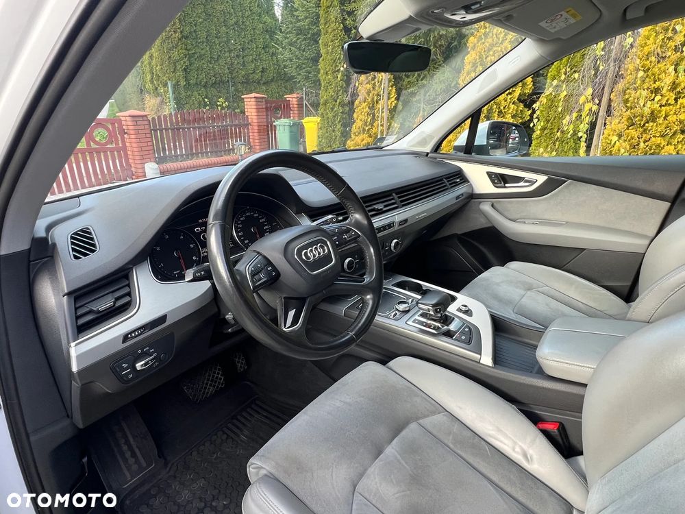 Audi Q7 - 9