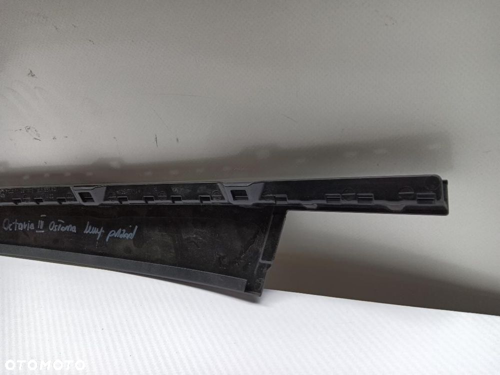 OSŁONA SŁUPKA PRZÓD PRZEDNIA LEWA SKODA OCTAVIA IV 5E3837901 - 4