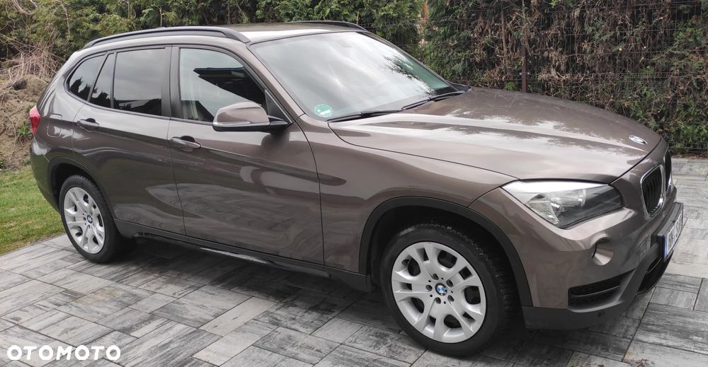 BMW X1 sDrive18i Sport Line - 3
