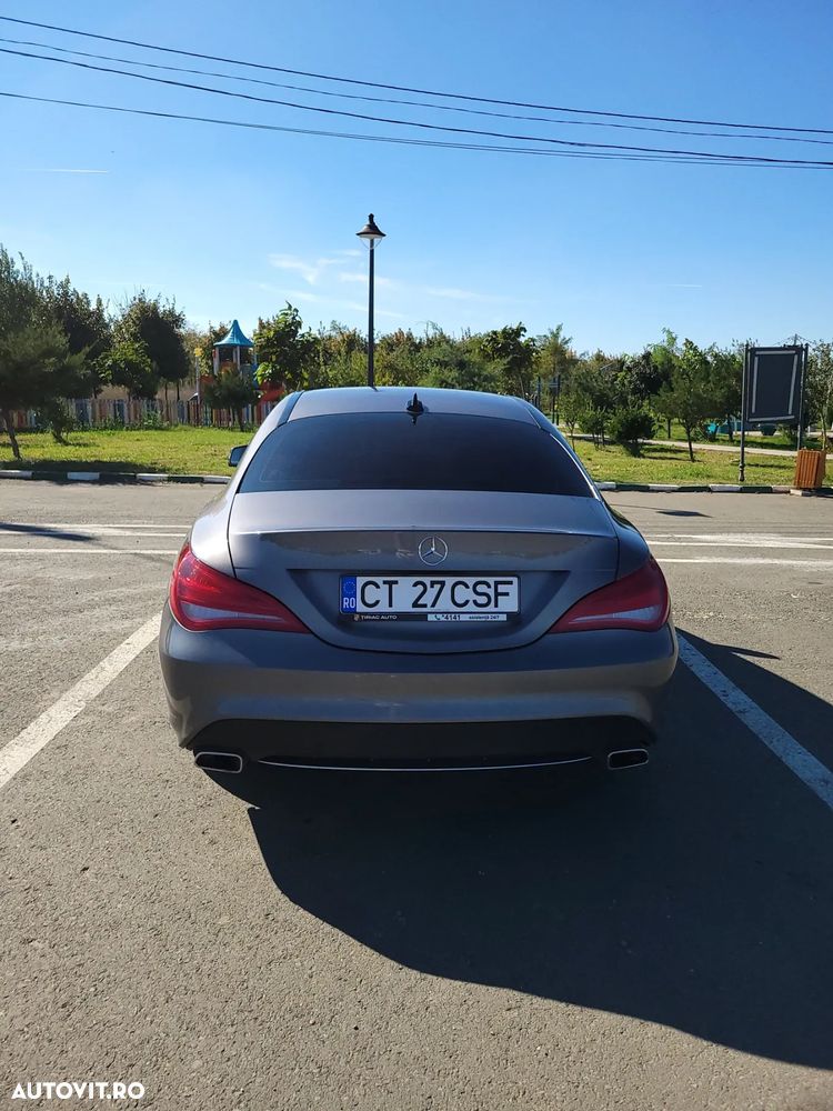 Mercedes-Benz CLA 220 d Aut. - 12