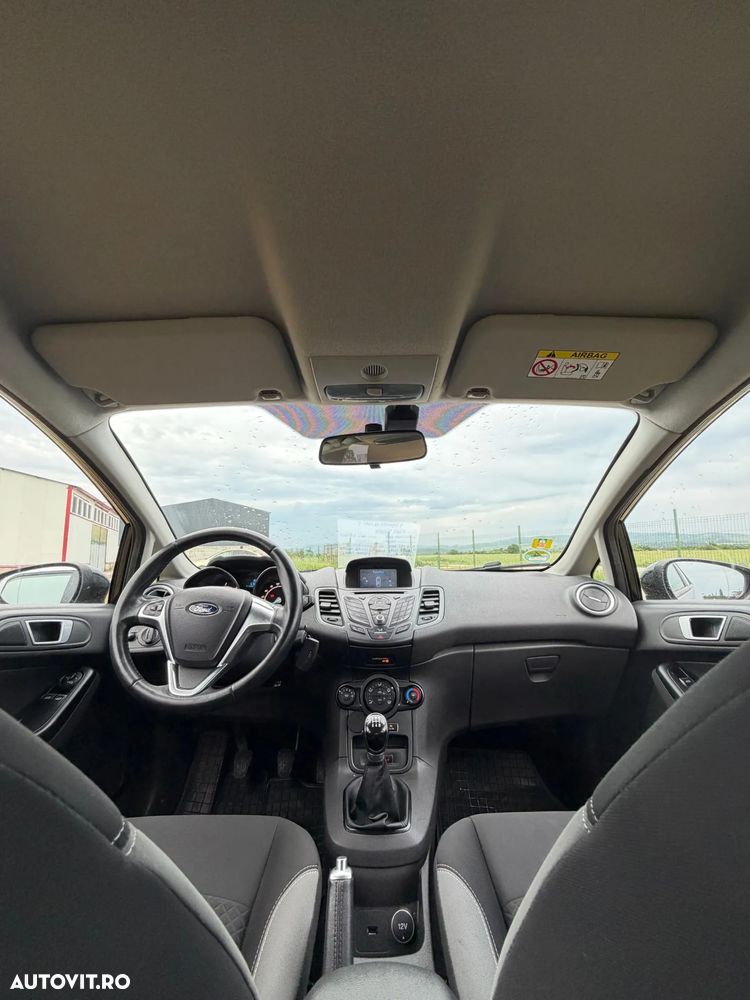 Ford Fiesta 1.5 TDCi Titanium - 6