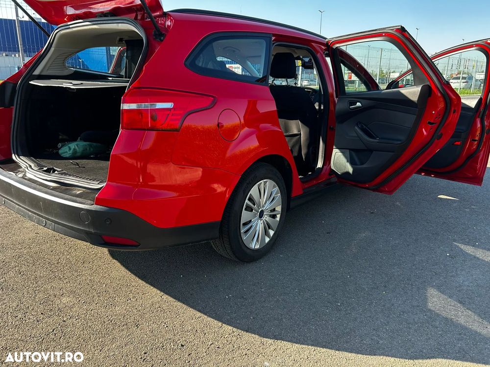 Ford Focus 1.5 TDCi DPF Start-Stopp-System Business - 6