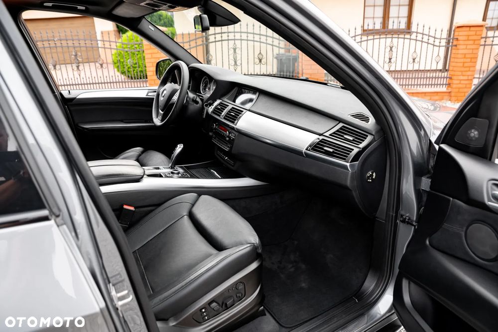 BMW X5 M M50d - 24
