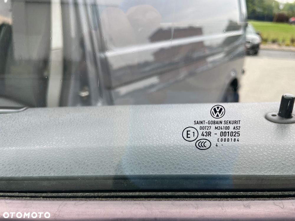 Volkswagen Transporter - 18