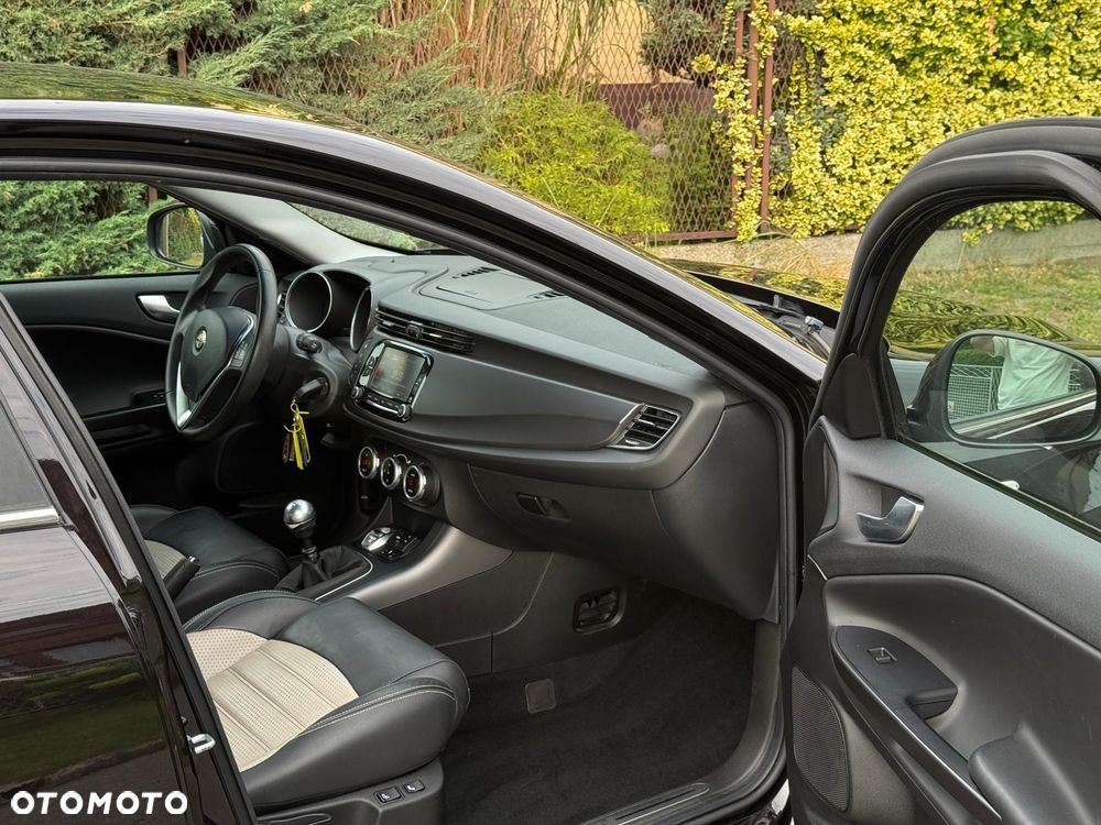 Alfa Romeo Giulietta 1.4 TB 16V Multiair Collezione - 31