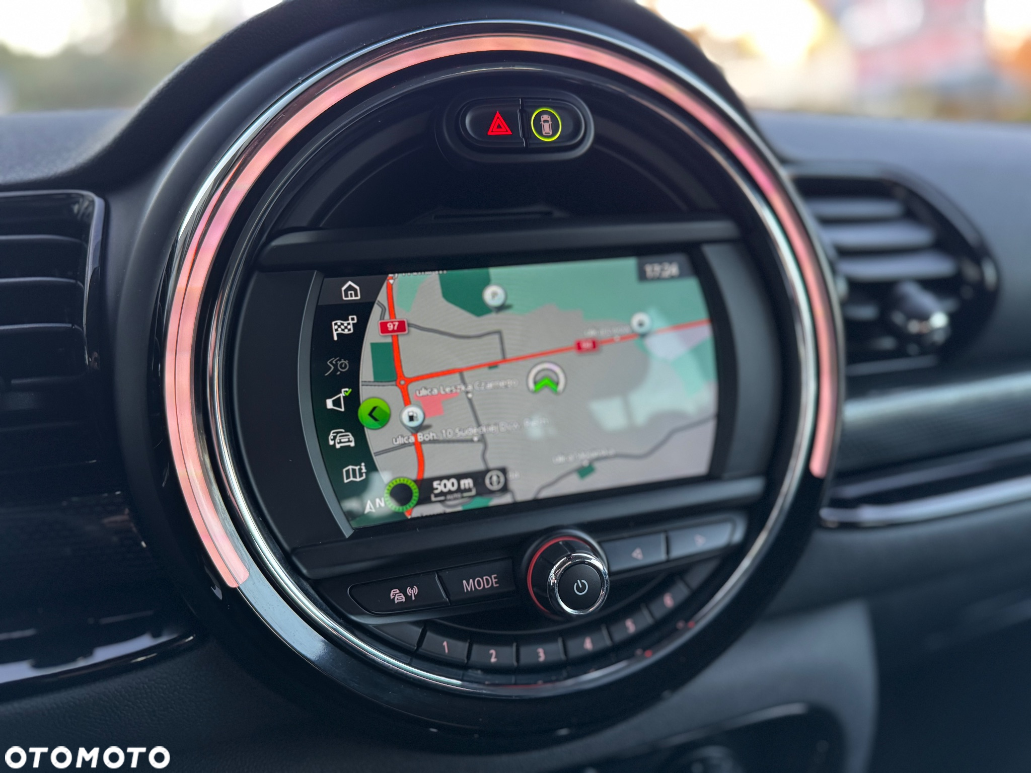 MINI Clubman Cooper Essential Trim - 28