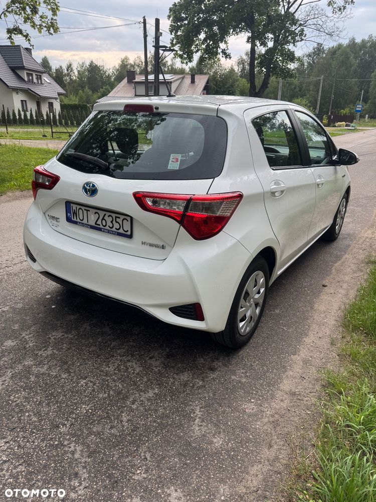 Toyota Yaris Hybrid 1.5 VVT-i - 5