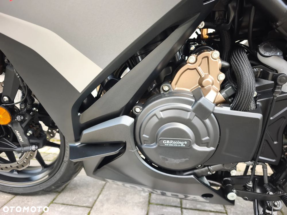 Honda CBR - 28