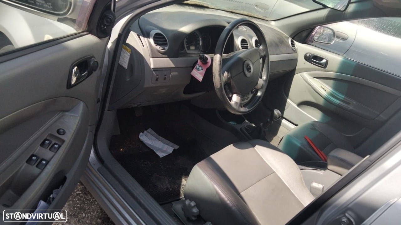 Chevrolet Lacetti 1.4i de 2008 disponível para peças - 6