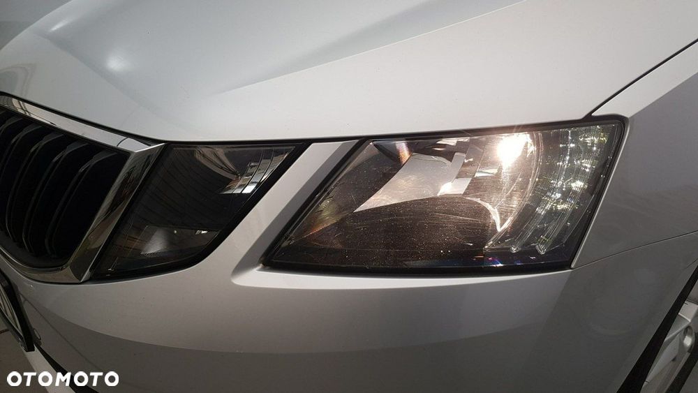 Skoda Octavia - 10