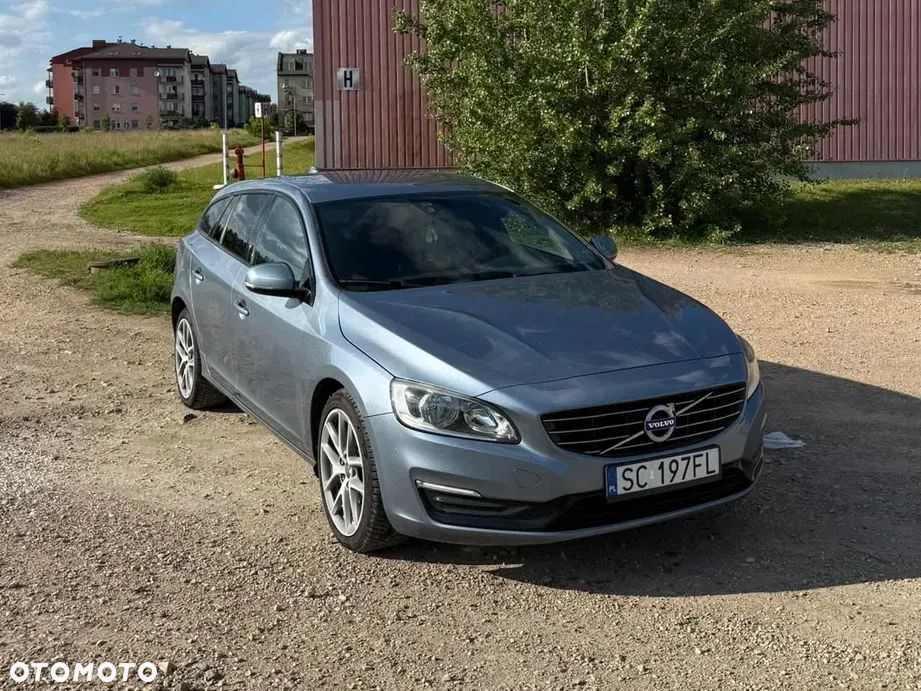Volvo V60 D2 Drive-E Momentum - 5