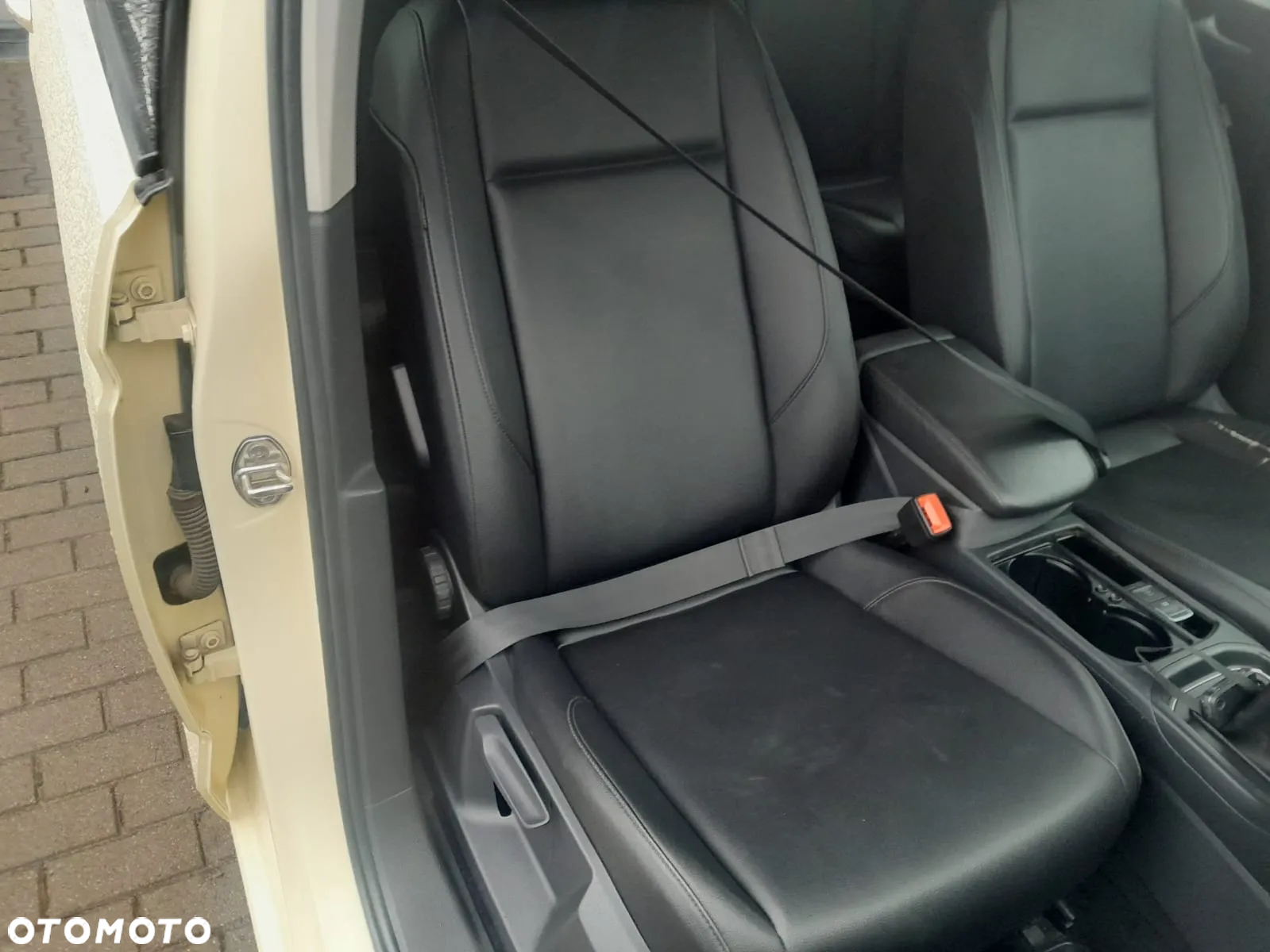 Volkswagen Touran - 13