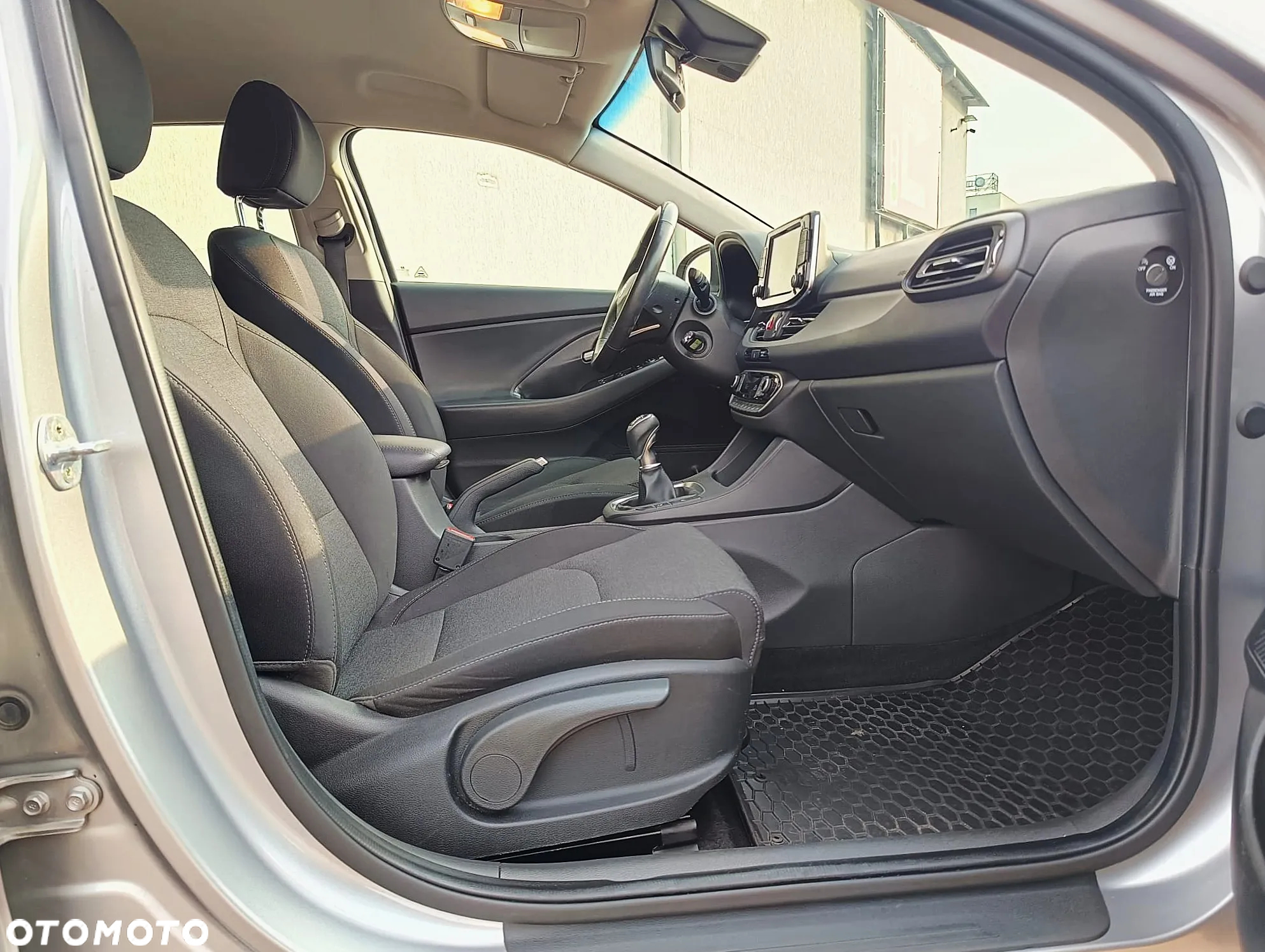 Hyundai i30 1.5 DPI Smart - 24